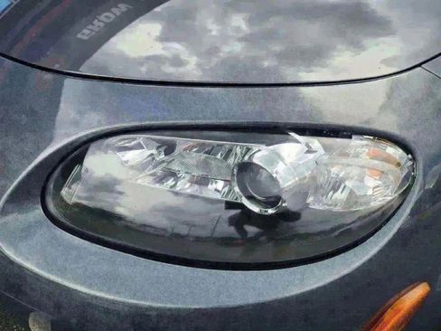 Used 2007 MAZDA MX-5 Miata Grand Touring w/ Premium Pkg image 27