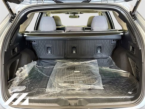 Certified 2025 Subaru Outback Premium image 27