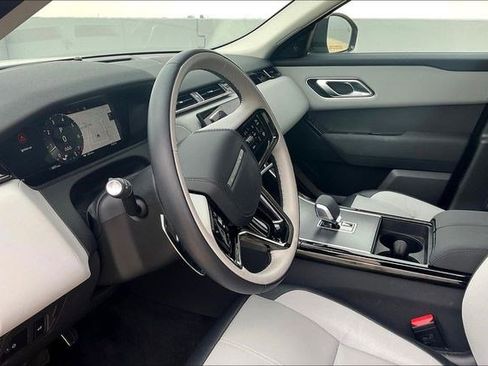 New 2025 Land Rover Range Rover Velar Dynamic SE image 7