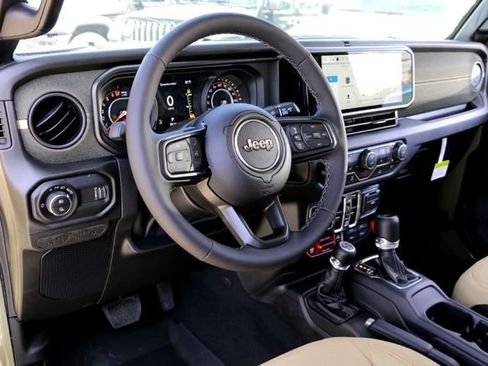 New 2026 Jeep Gladiator Willys AWD/4WD image 8