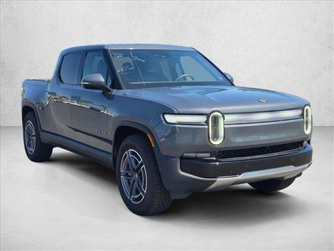 Used 2025 Rivian R1T Adventure Dual AWD/4WD image 3