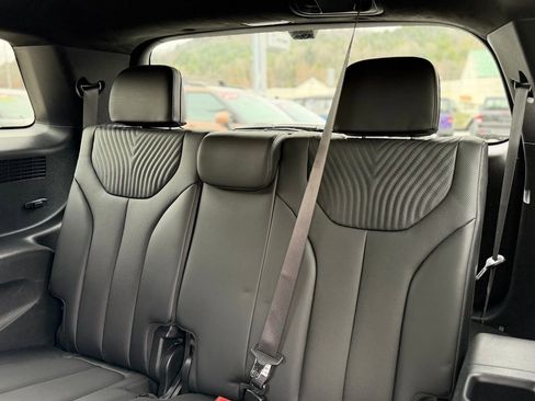 Used 2024 Hyundai Palisade Calligraphy image 9