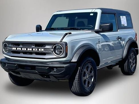 Used 2024 Ford Bronco Big Bend AWD/4WD image 2