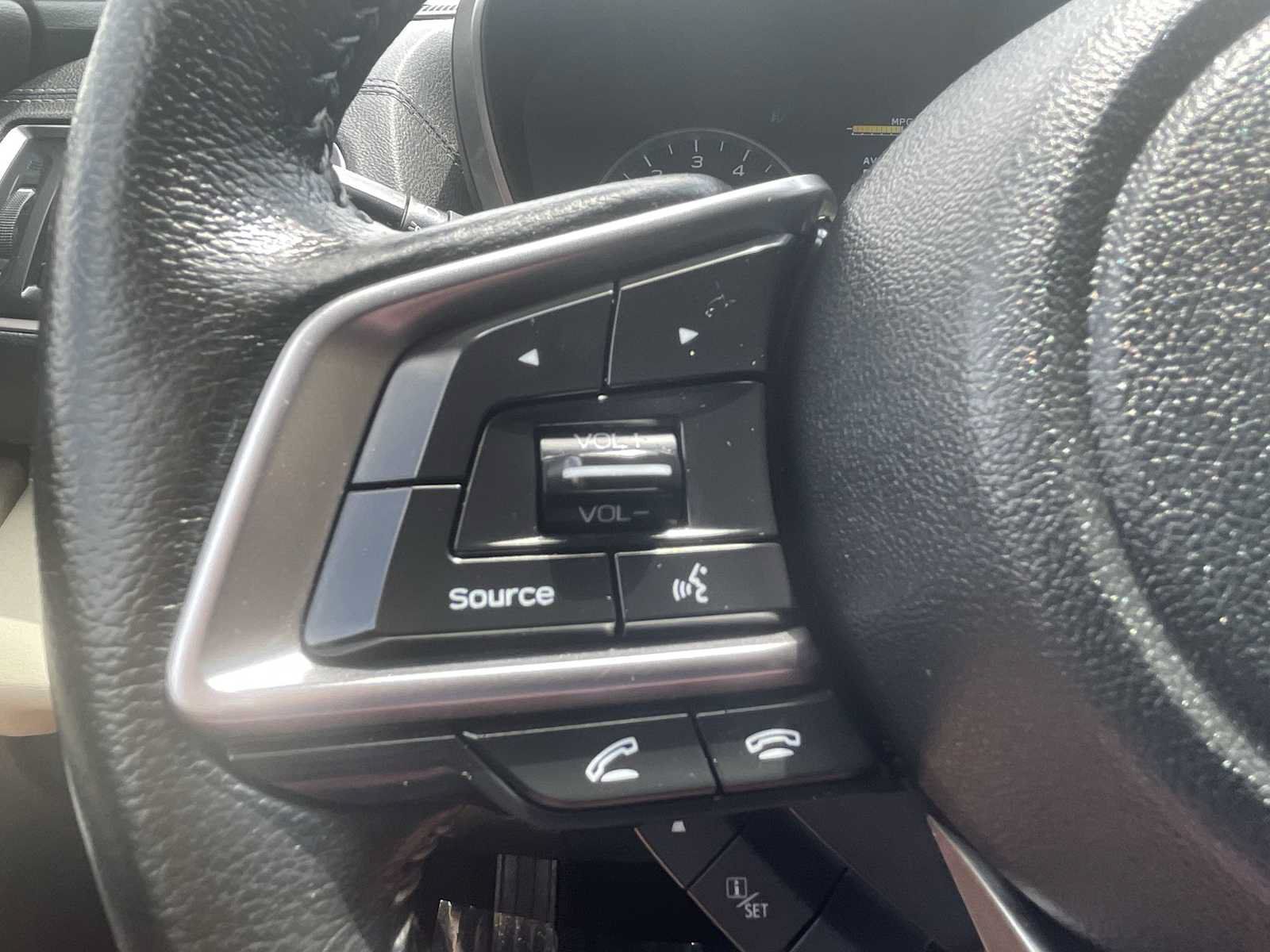 Used 2019 Subaru Ascent Limited w/ Popular Package #3 AWD/4WD image 14