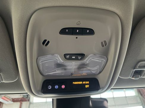 Used 2021 Buick Encore GX Essence w/ Sport Touring Package image 17