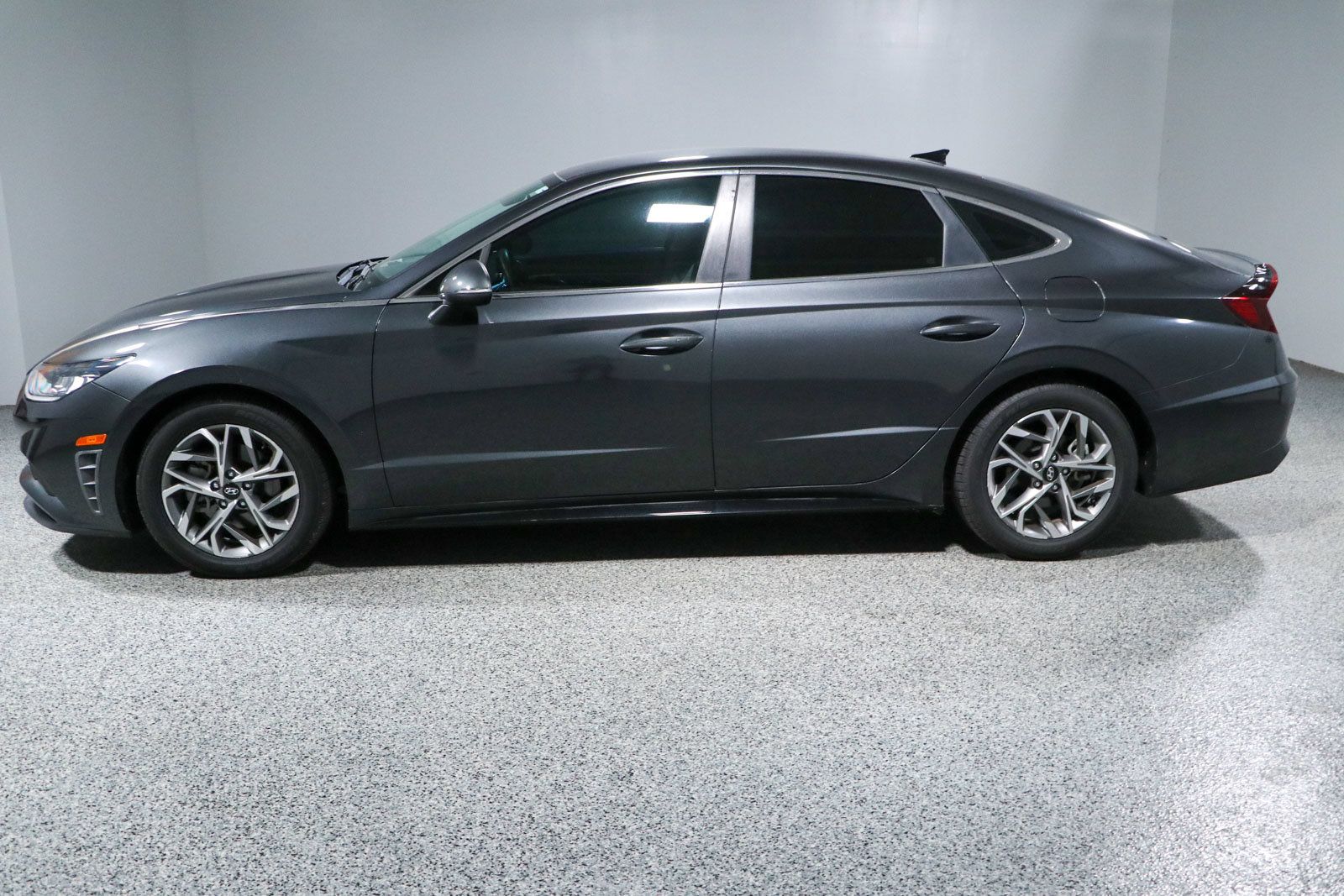 Used 2022 Hyundai Sonata SEL w/ Cargo Package FWD image 10