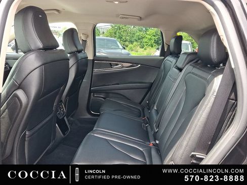 Certified 2023 Lincoln Nautilus AWD image 10
