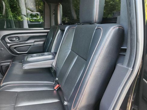 Used 2020 Nissan Titan PRO-4X w/ Pro-4x Convenience Package image 22