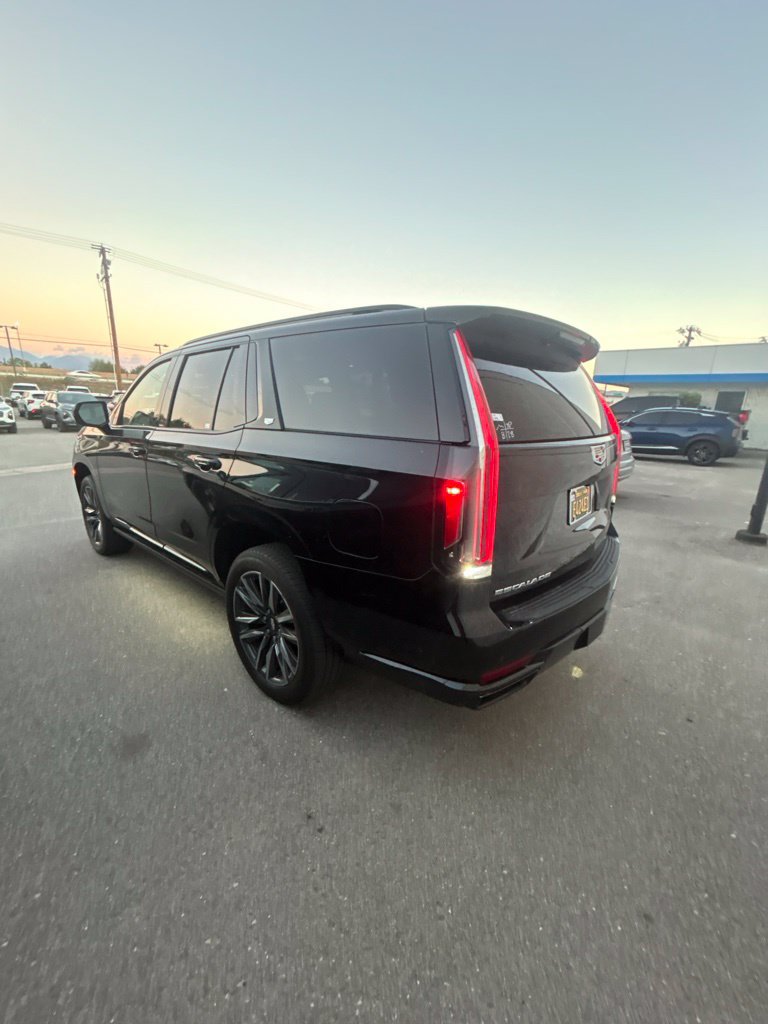 Used 2022 Cadillac Escalade Sport Platinum RWD image 11
