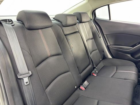 Used 2018 MAZDA MAZDA3 Sport w/ Preferred Equipment Package image 33