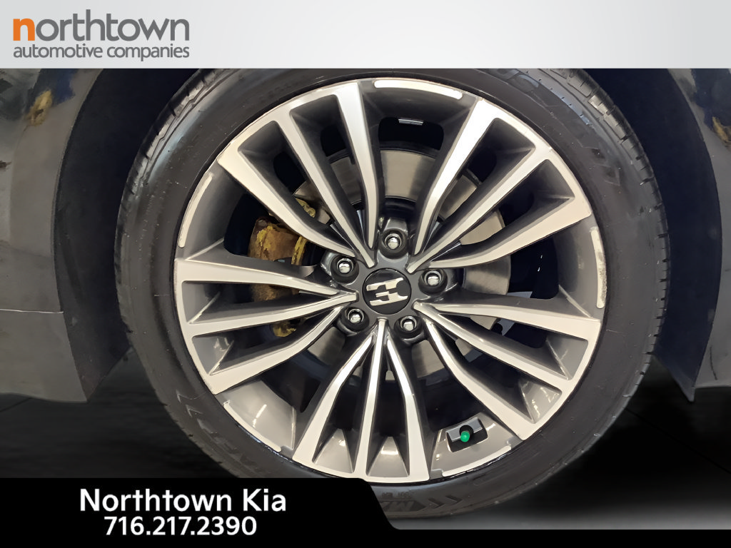 Used 2019 Kia Stinger AWD/4WD image 29