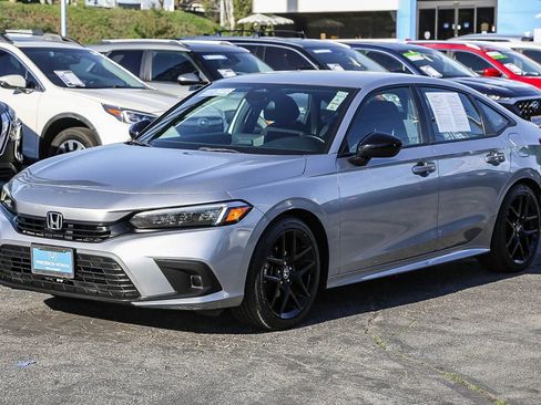 Certified 2022 Honda Civic Sport image 3