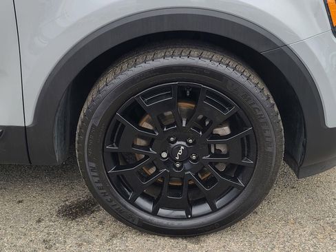 Used 2022 Kia Telluride EX w/ EX Premium Package image 38