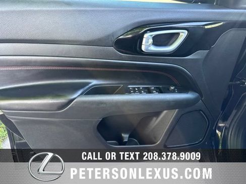 Used 2022 Jeep Compass Trailhawk AWD/4WD image 19