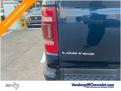Used 2022 RAM 1500 Limited w/ Body Color Bumper Group AWD/4WD image 14