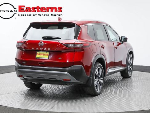 Used 2023 Nissan Rogue SL FWD image 5