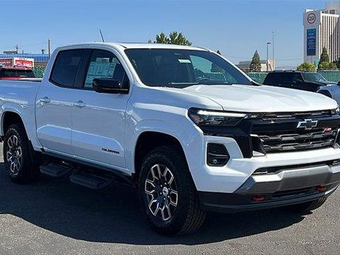 New 2026 Chevrolet Colorado Z71 w/ Technology Package image 3