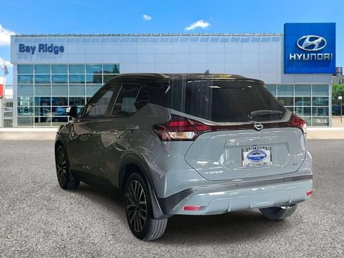 Used 2023 Nissan Kicks SV FWD image 10