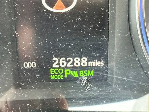 Used 2019 Toyota Highlander Limited AWD/4WD image 10