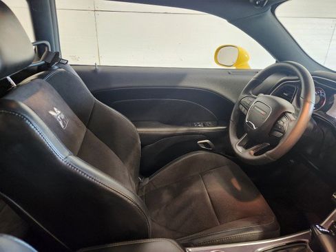 Used 2017 Dodge Challenger R/T Scat Pack image 10