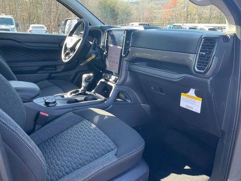 New 2026 Ford Ranger XLT w/ Equipment Group 301A High image 11