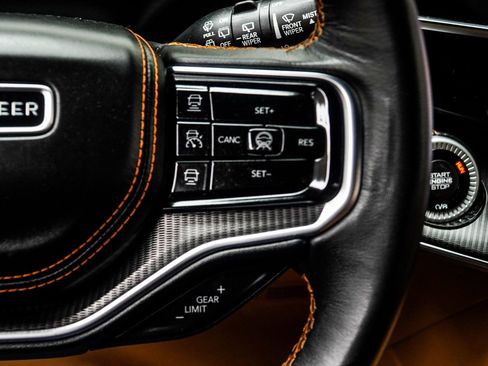 Used 2023 Jeep Grand Wagoneer Series III w/ Quick Order Packagew 28T image 33