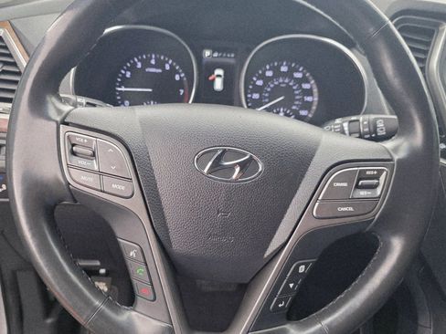 Used 2018 Hyundai Santa Fe Sport image 22