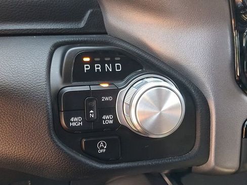 Used 2024 RAM 1500 Laramie AWD/4WD image 14