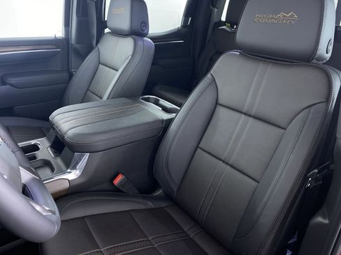 New 2025 Chevrolet Silverado 1500 High Country AWD/4WD image 12
