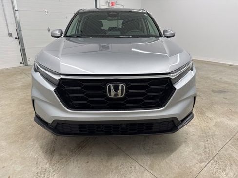 Used 2023 Honda CR-V EX image 2