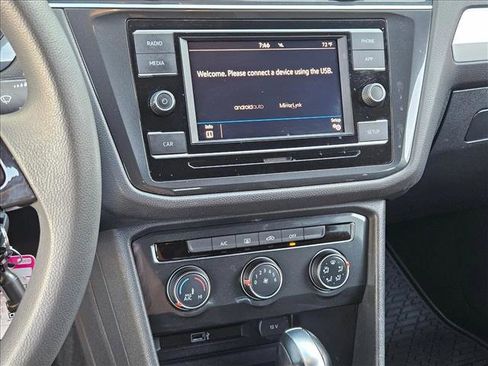 Used 2019 Volkswagen Tiguan S image 14