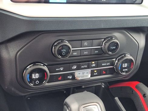 New 2026 Ford Bronco Heritage Edition image 19