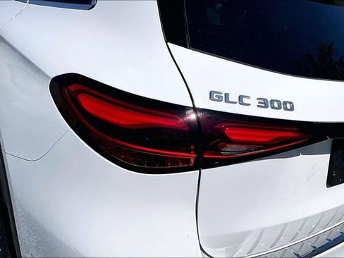 Used 2026 Mercedes-Benz GLC 300 4MATIC image 15