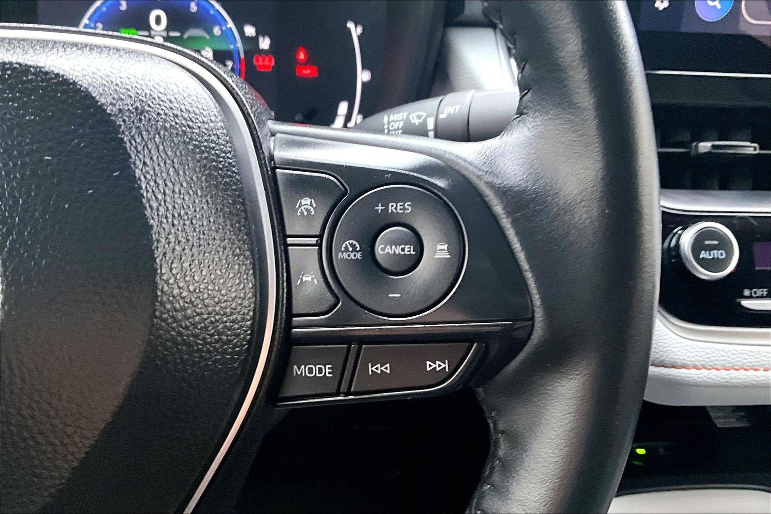 Used 2025 Toyota Corolla FX w/ Convenience Package FWD image 17