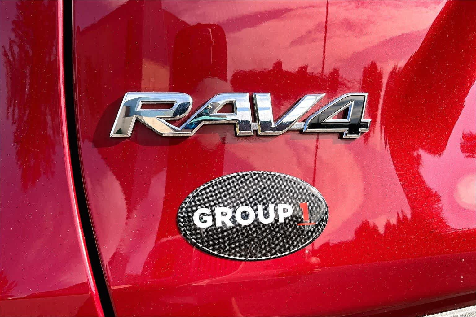 Used 2021 Toyota RAV4 LE AWD/4WD image 33