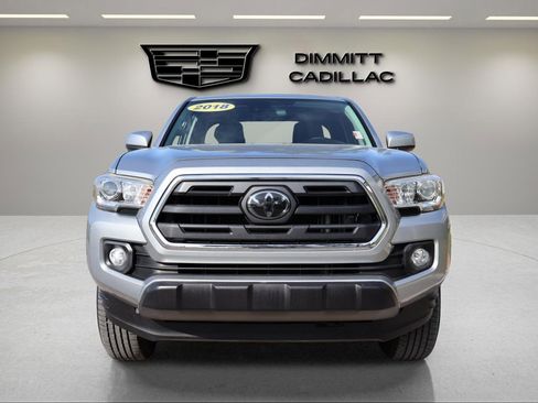 Used 2018 Toyota Tacoma SR5 image 8