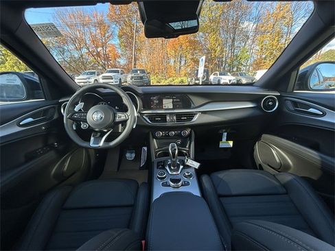 New 2025 Alfa Romeo Stelvio Sprint w/ Veloce Package image 12