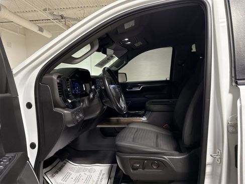 Used 2022 Chevrolet Silverado 1500 LT Trail Boss w/ Protection Package image 19