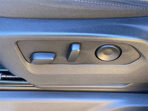 Used 2023 GMC Sierra 1500 Elevation image 13