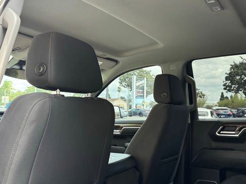 Used 2022 Chevrolet Silverado 1500 RST w/ Z71 Off-Road Package image 19