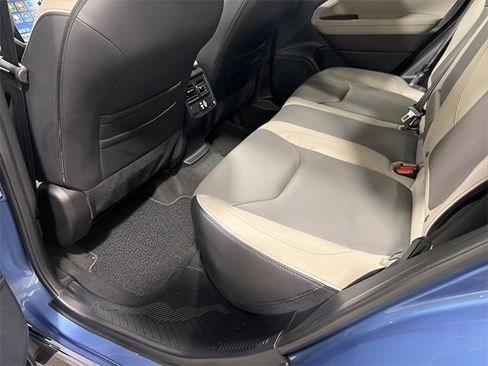 Used 2025 Subaru Forester Limited w/ Popular Package #1 image 32