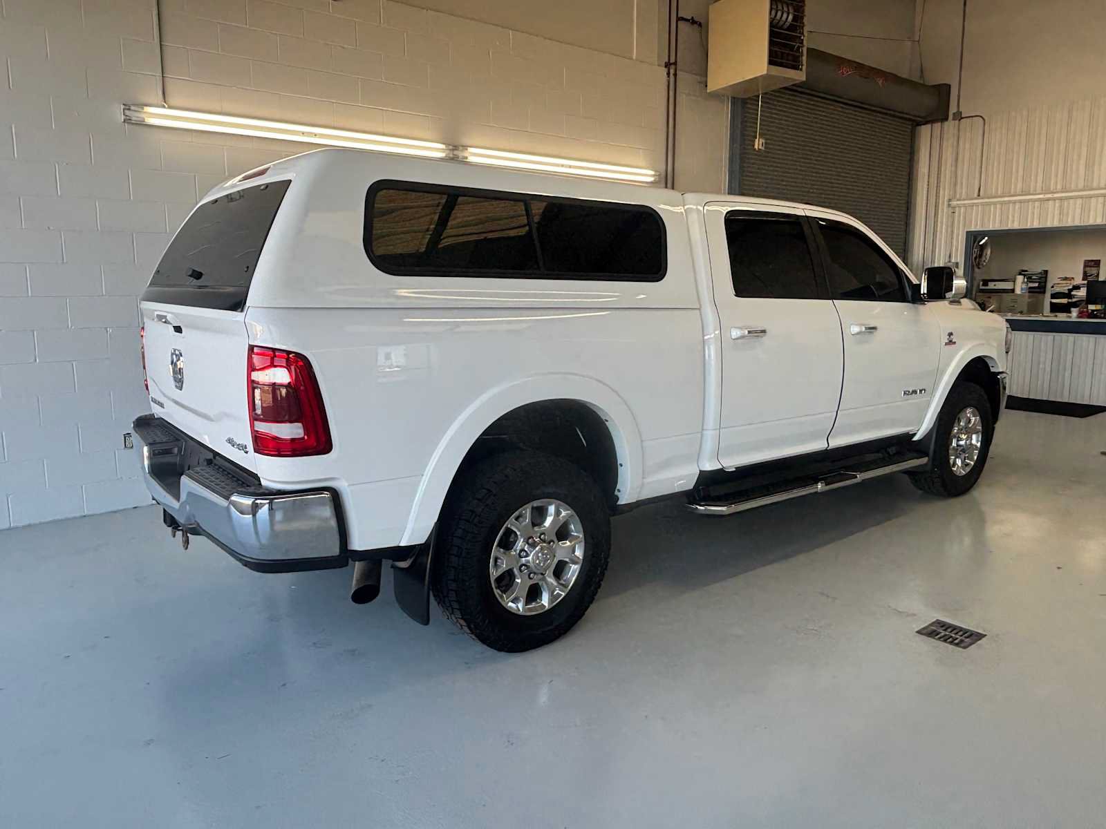 Used 2021 RAM 2500 Laramie w/ Snow Chief Group AWD/4WD image 9