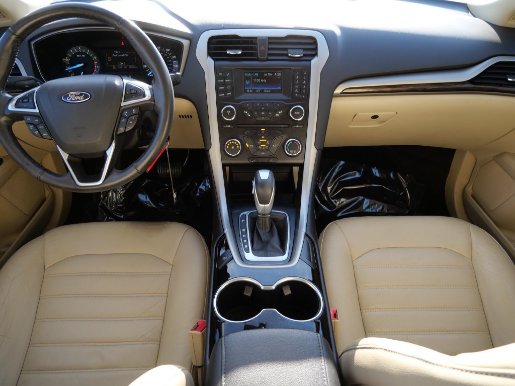 Used 2014 Ford Fusion SE w/ Equipment Group 202A FWD image 14