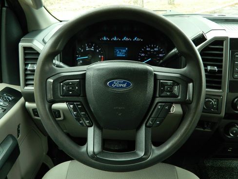 Used 2022 Ford F250 XL w/ Power Equipment Group AWD/4WD image 15