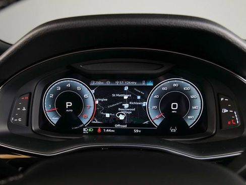 Certified 2025 Audi Q7 3.0T Premium w/ Convenience Package image 18