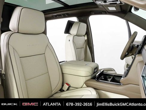 New 2026 GMC Yukon Denali image 24