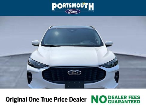 New 2024 Ford Escape SE w/ PHEV Premium Package FWD image 15