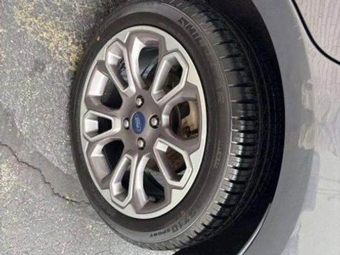 Used 2021 Ford EcoSport Titanium image 13