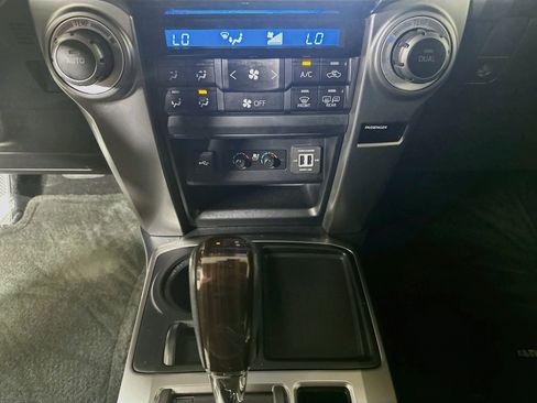 Used 2023 Toyota 4Runner Limited RWD image 23