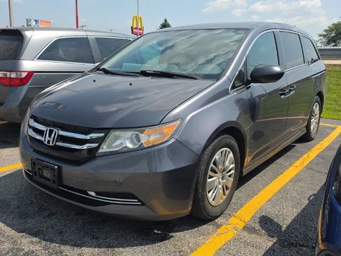 Used 2016 Honda Odyssey LX image 1